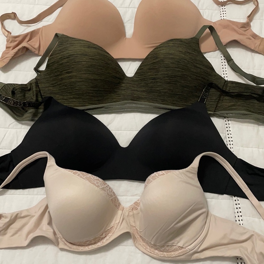 Victoria’s secrets 3 bras (+1 gift) 34DDD